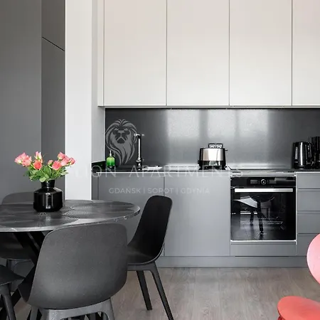 Scala City Center Apartments With Parking By Lion Apartments Gdaňsk Exteriér fotografie