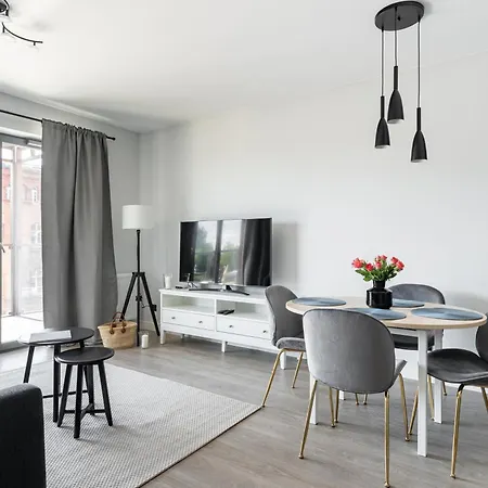Scala City Center Apartments With Parking By Lion Apartments Gdansk Exterior photo